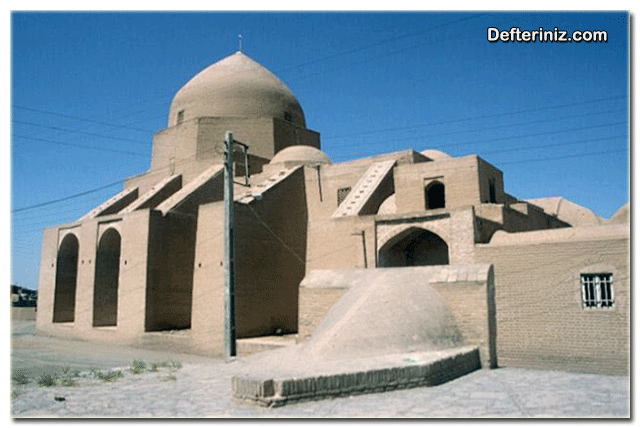 Büyük Selçuklu sanatından bir örnek daha. İran, Ardistan’da Mescid-i Cuma.
