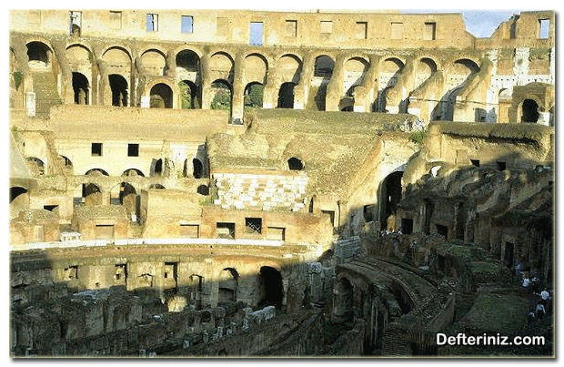Roma sanatından bir örnek daha. Roma Collosseum.