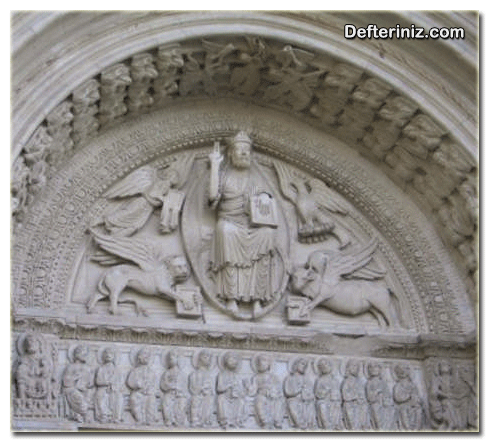 Roman sanatından bir örnek daha.Güney Fransada Aarles’da Saint-Trophime Klisesinin önyüzü. 1180 dolayları.